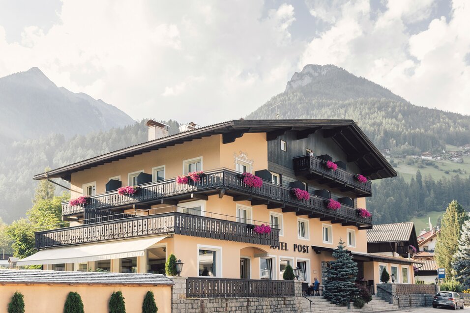 Hotel Lutago ? Posthotel con comprensorio sci Monte Spico